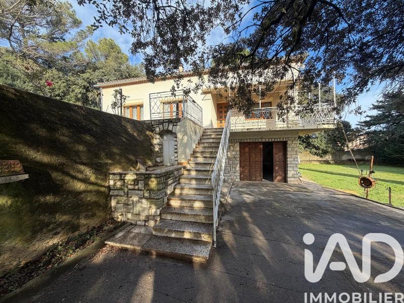 Maison - 88 m² - 5 pièces