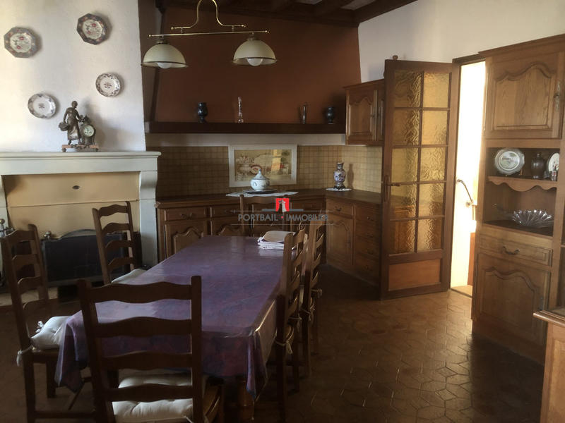 Maison - 188 m² - 7 pièces