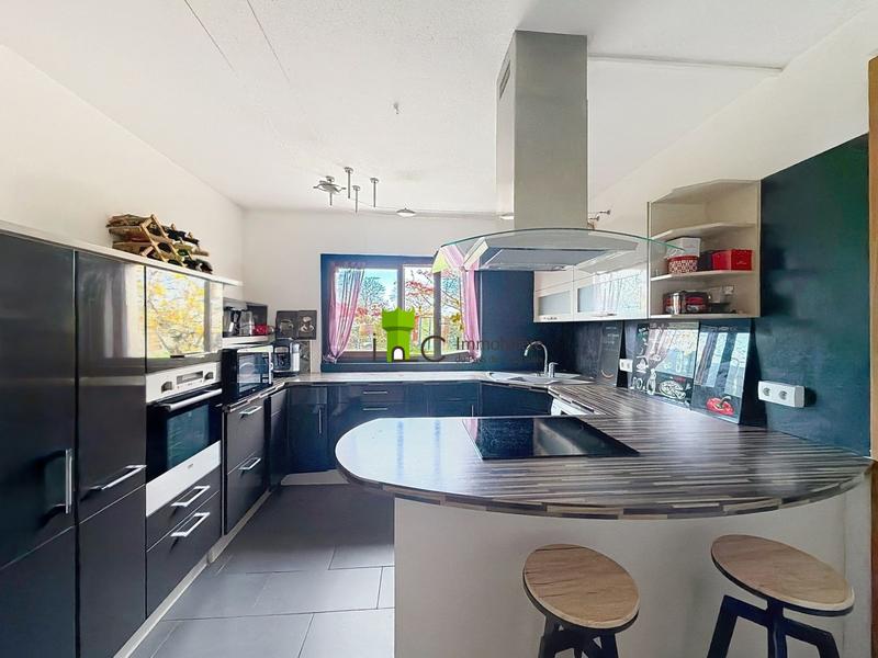 Maison - 120 m² - 5 pièces