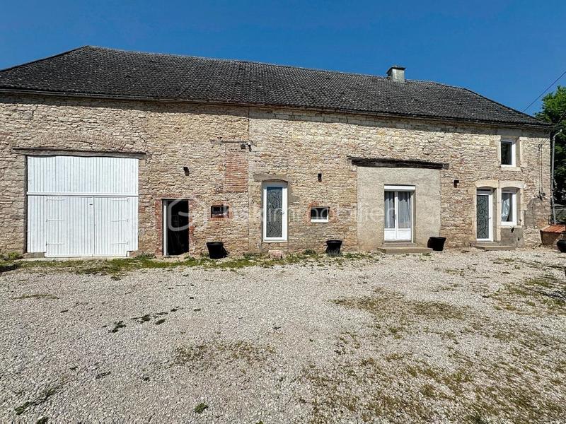 Maison en pierre - 160 m² - 5 pièces
