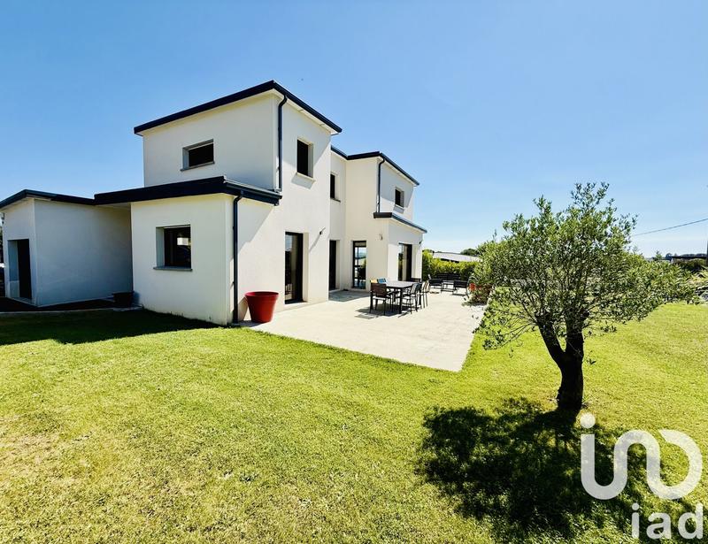 Maison - 125 m² - 5 pièces