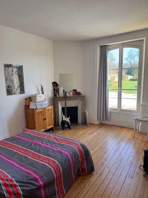 Maison - 136 m² - 4 pièces