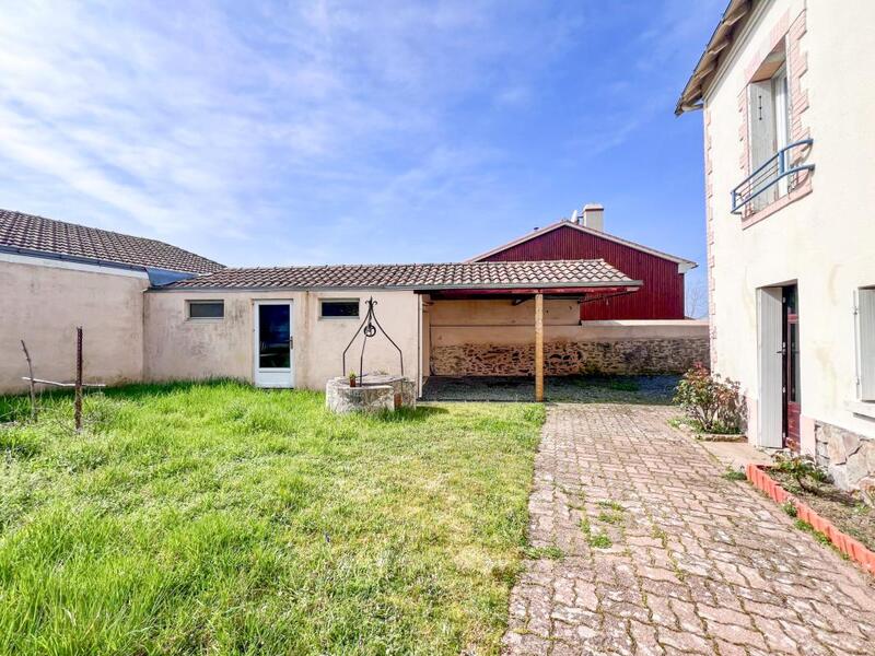 Maison - 102 m² - 5 pièces