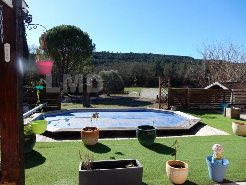 Maison - 102 m² - 4 pièces