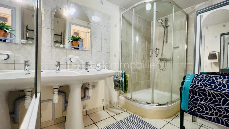 Maison en pierre - 158 m² - 7 pièces