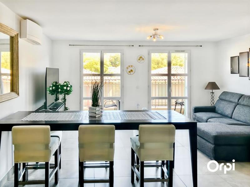 Appartement - 77 m² - 4 pièces