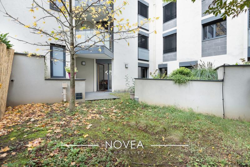 Appartement - 94 m² - 4 pièces