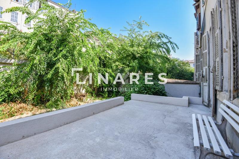 Appartement - 82 m² - 4 pièces