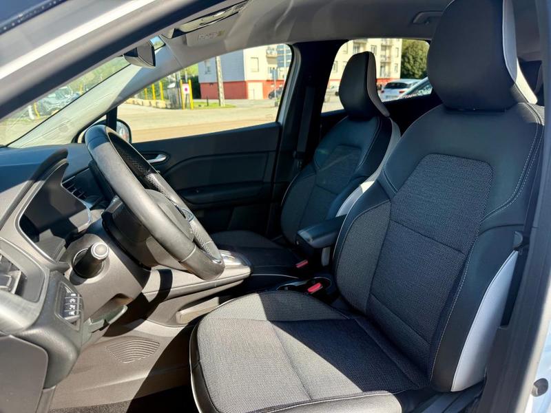 Renault Captur Intens E-Tech Plug-In 160