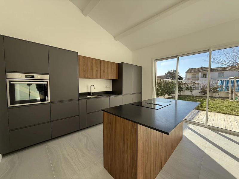 Maison - 153 m² - 6 pièces