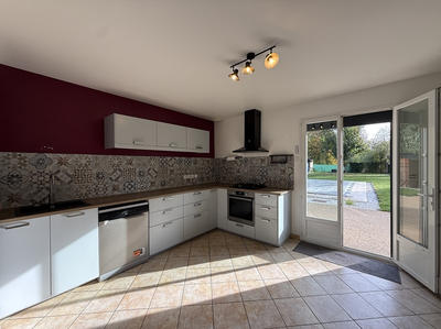 Maison - 198 m² - 7 pièces