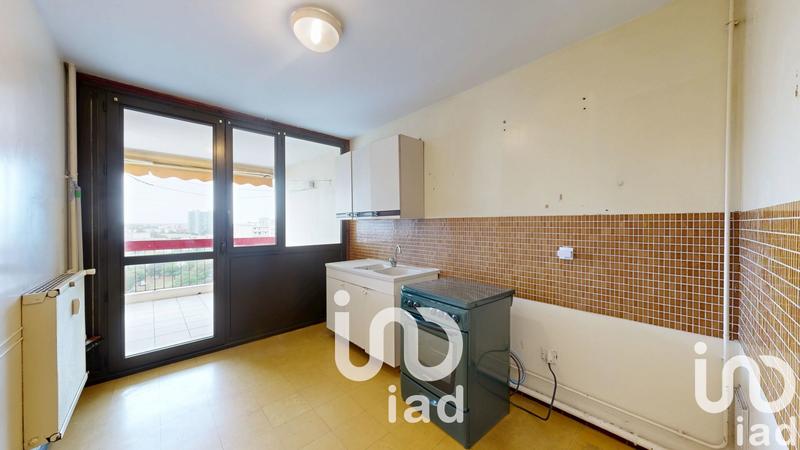 Appartement - 100 m² - 5 pièces