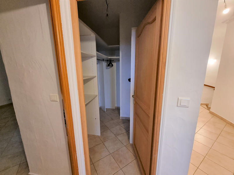Maison - 161 m² - 4 pièces