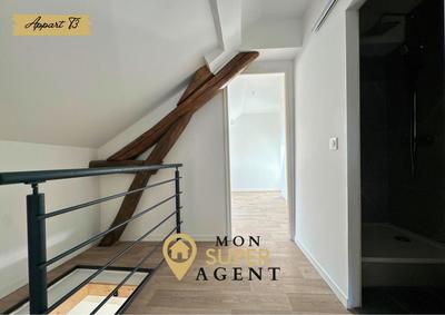 Immeuble - 142 m² - 10 pièces