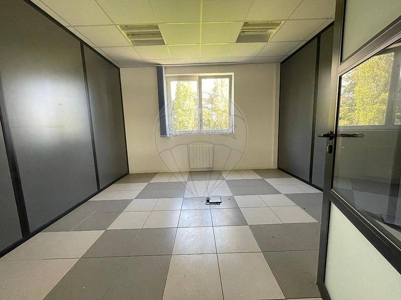 Bureau - 512 m² - 10 pièces