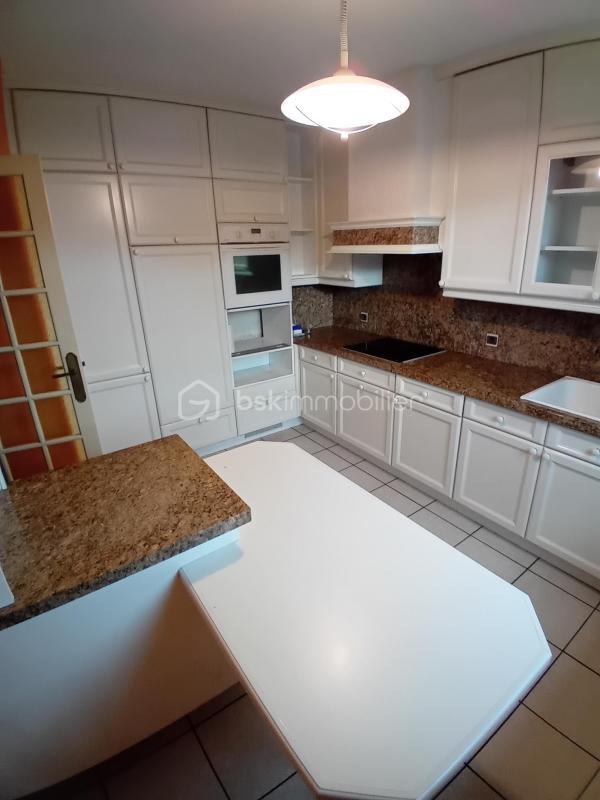 Maison - 115 m² - 6 pièces