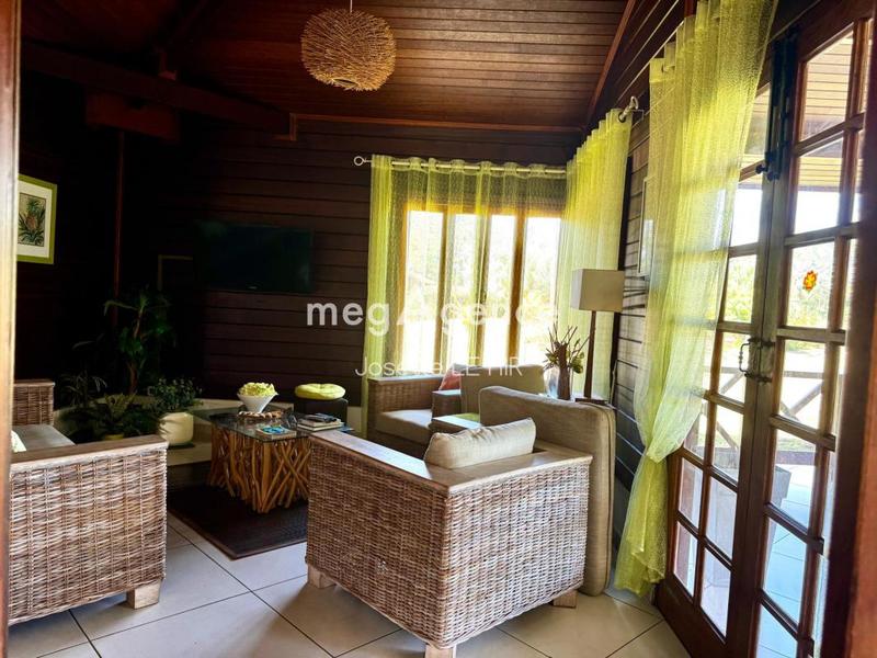 Maison de campagne - 350 m² - 8 pièces