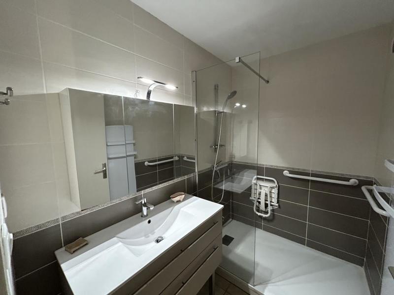 Appartement ancien - 69 m² - 3 pièces