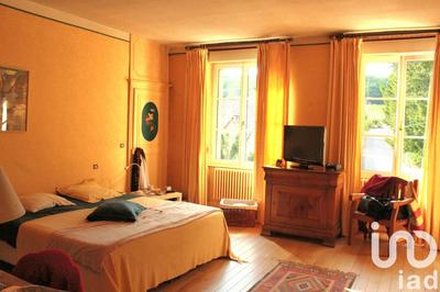 Maison - 207 m² - 5 pièces