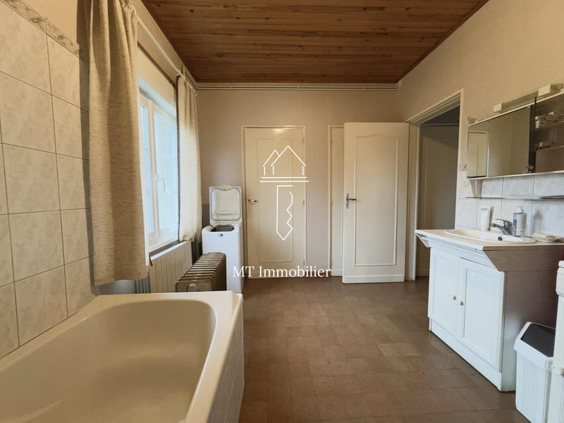 Maison - 148 m² - 7 pièces