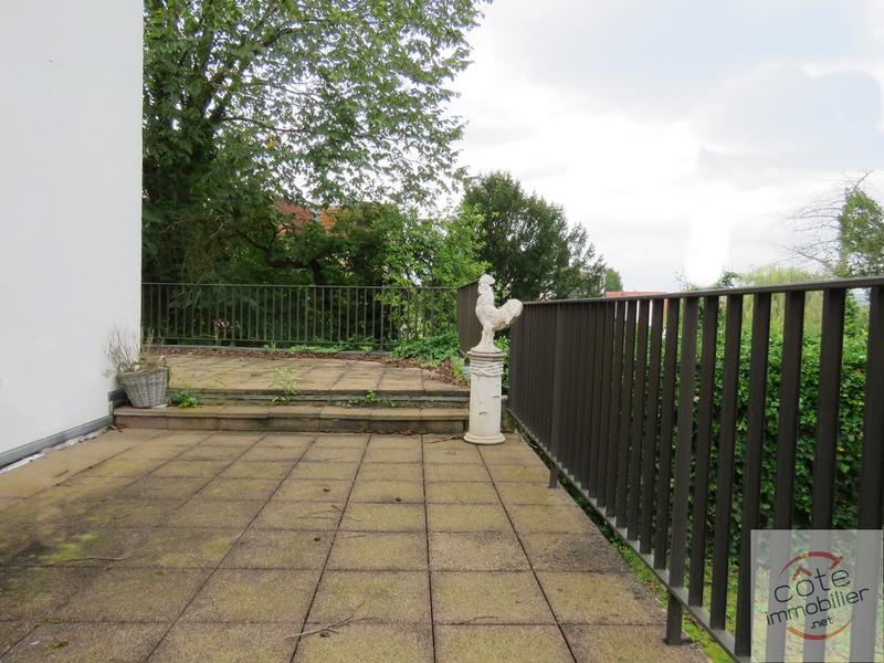 Maison - 336 m² - 15 pièces