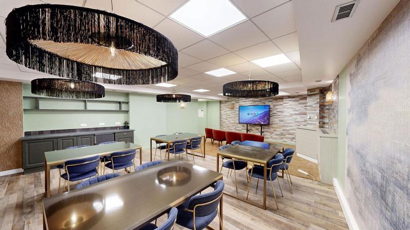 Bureau - 1 150 m² - 11 pièces