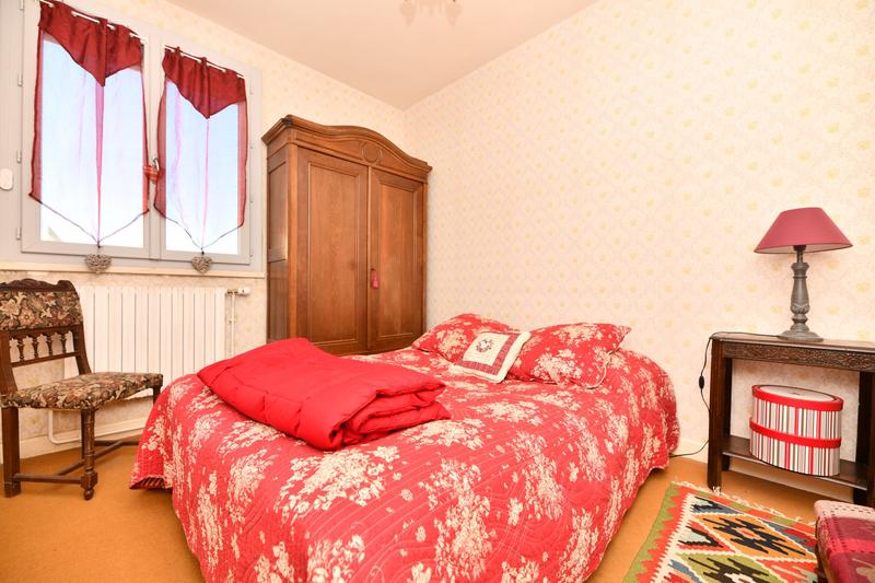 Maison - 102 m² - 5 pièces