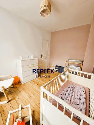 Maison - 90 m² - 5 pièces