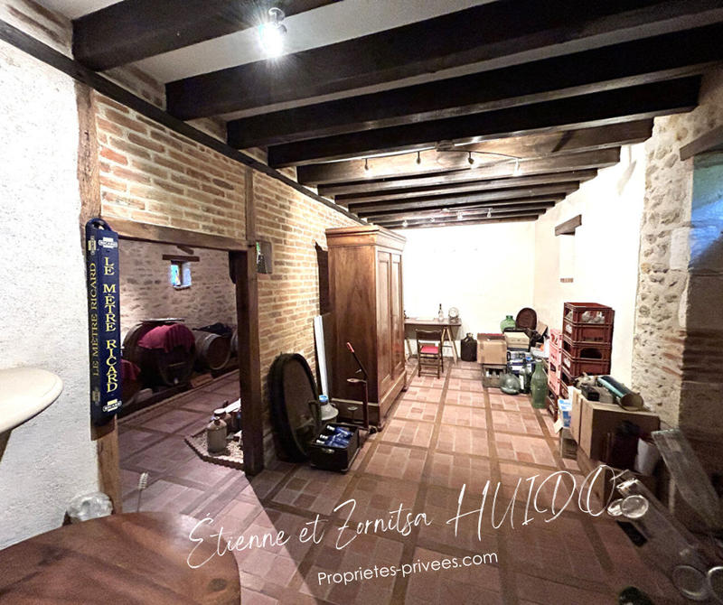 Longère - 370 m² - 15 pièces