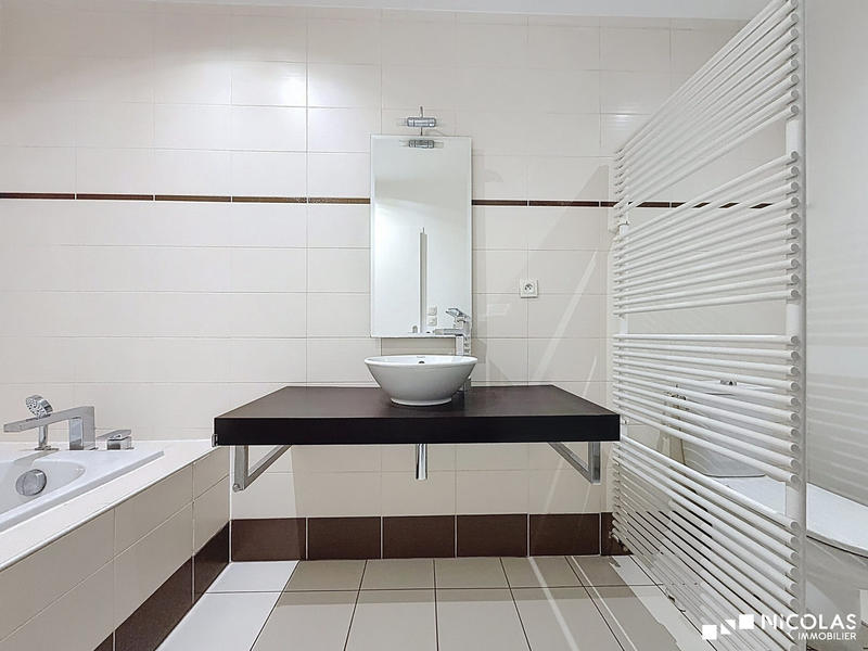 Appartement - 124 m² - 4 pièces