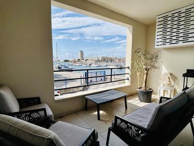 Appartement - 60 m² - 2 pièces