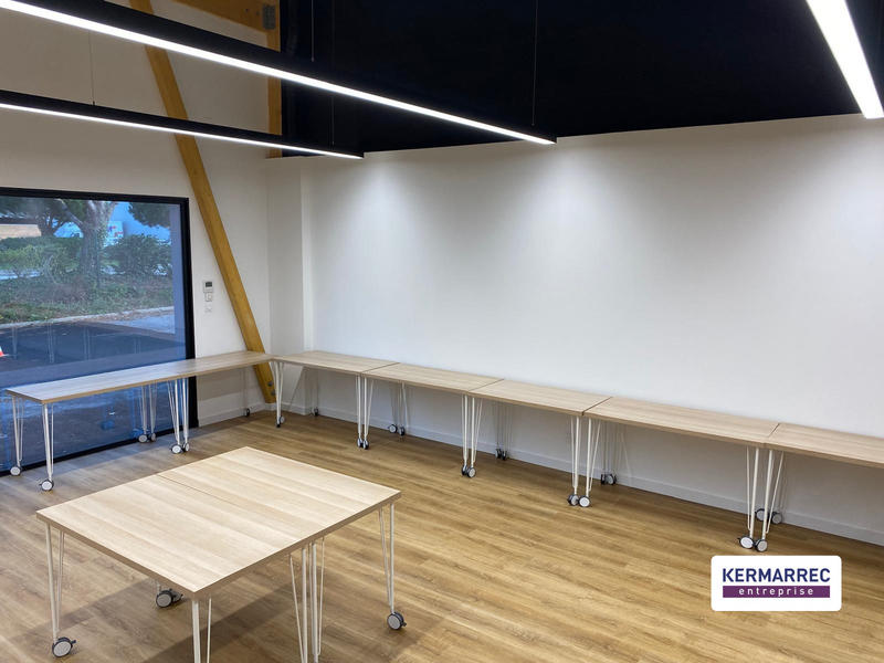 Local commercial - 244 m²