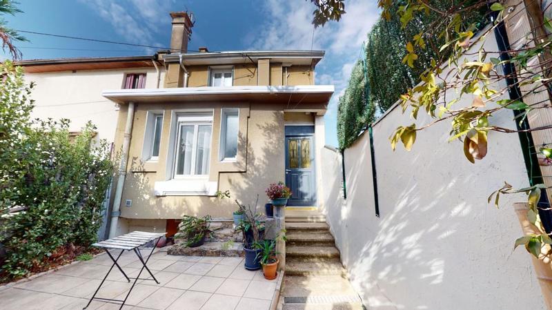 Maison - 70 m² - 3 pièces