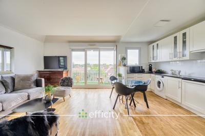 Appartement - 93 m² - 4 pièces