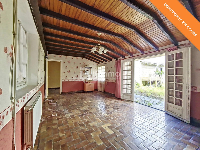 Maison - 182 m² - 8 pièces