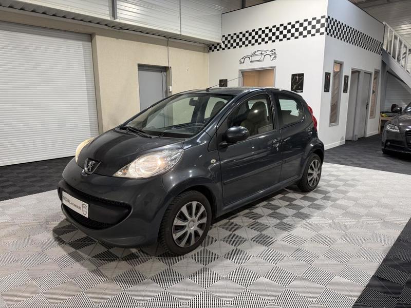 Peugeot 107 5 Portes 1.0 i 12v 68 cv