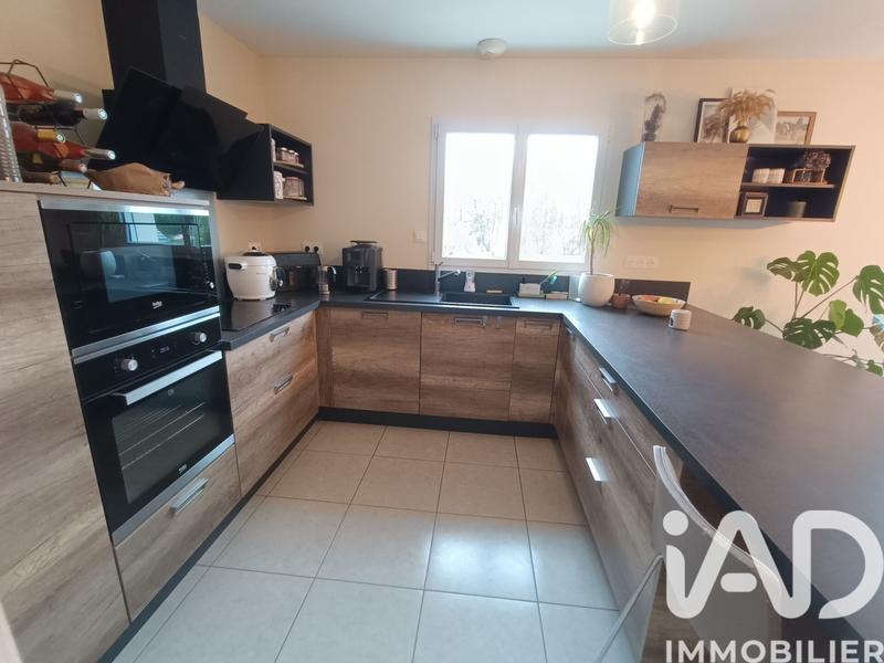 Maison - 77 m² - 3 pièces