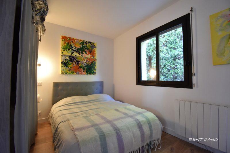 Maison traditionnelle - 210 m² - 9 pièces