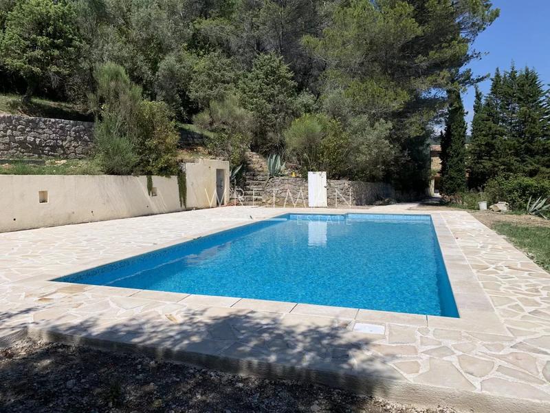 Mas - 170 m² - 6 pièces