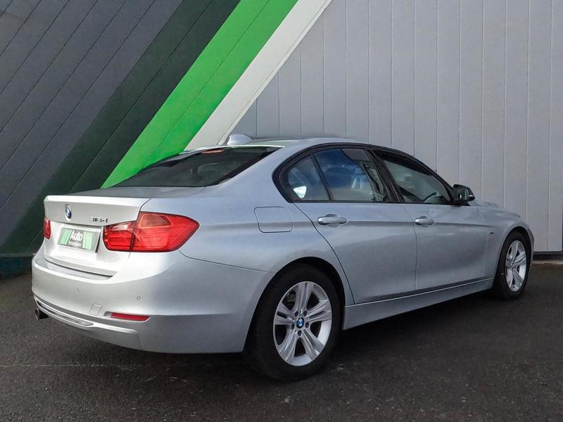 Bmw Série 3 F30 318d 143 ch Sport a