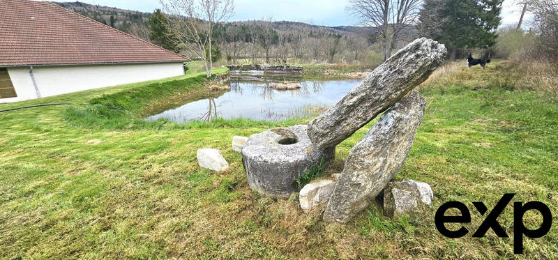 Maison - 240 m² - 6 pièces