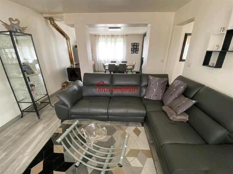 Maison - 120 m² - 7 pièces