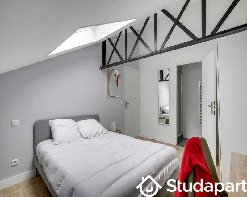 Chambre - 50 m² - 1 pièce