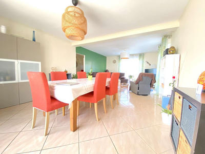 Maison - 160 m² - 8 pièces