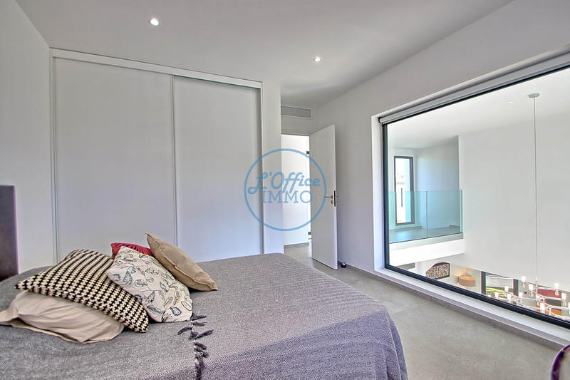 Appartement - 180 m² - 5 pièces