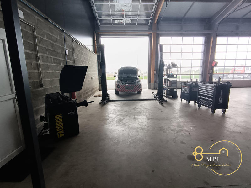 Fonds de commerce - 8 000 m²