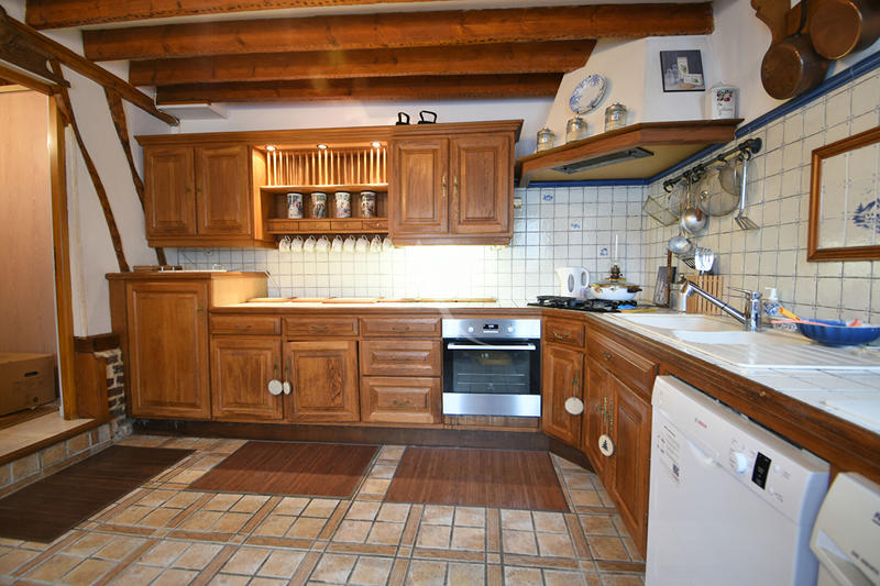 Maison - 200 m² - 8 pièces