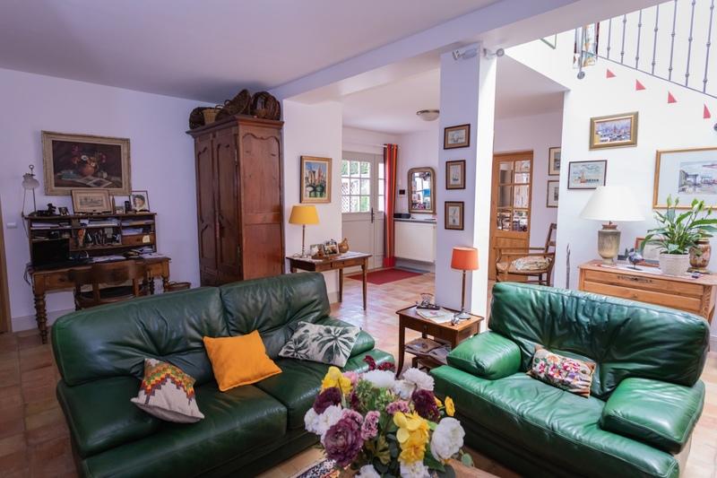 Maison - 196 m² - 6 pièces