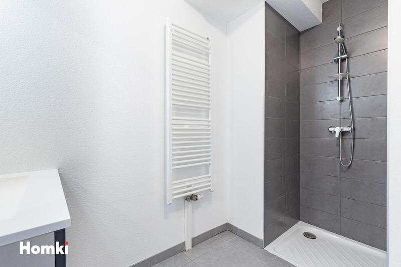 Studio - 28 m² - 1 pièce