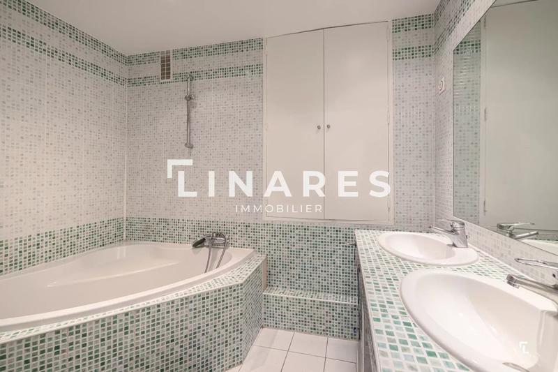 Appartement - 127 m² - 4 pièces